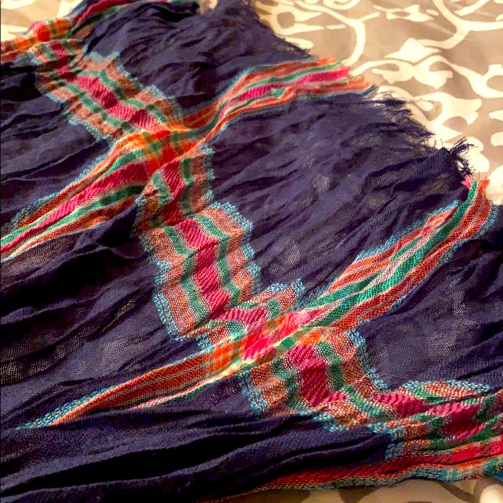 ☀️5/$10☀️ Blue plaid scarf